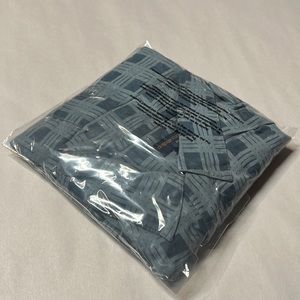 Button up short sleeve medium Gordon clothing Co.